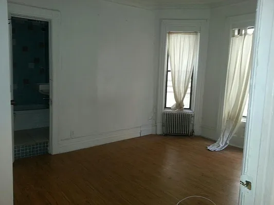 Rented by Alan Tam Licensed Real Estate Broker Company | media 1