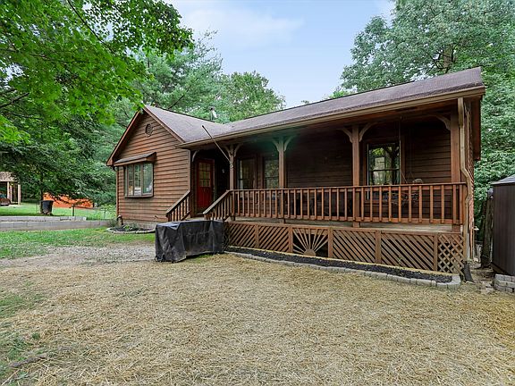 2nd image of 8265 S Metzel Ln