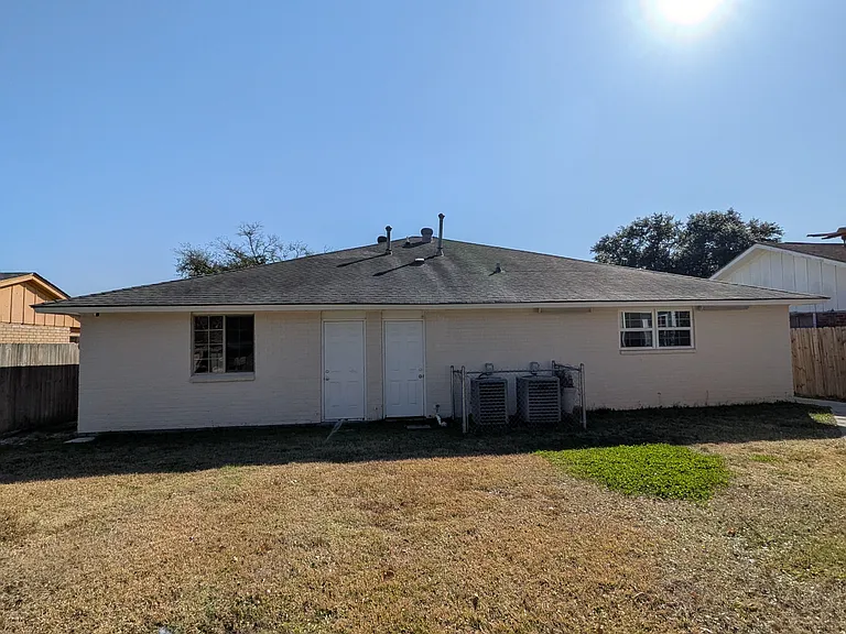 12549 Lorna Ave — Photo 9