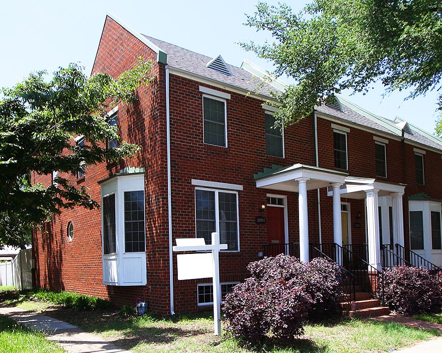 1st image of 2001 Rosewood Ave
