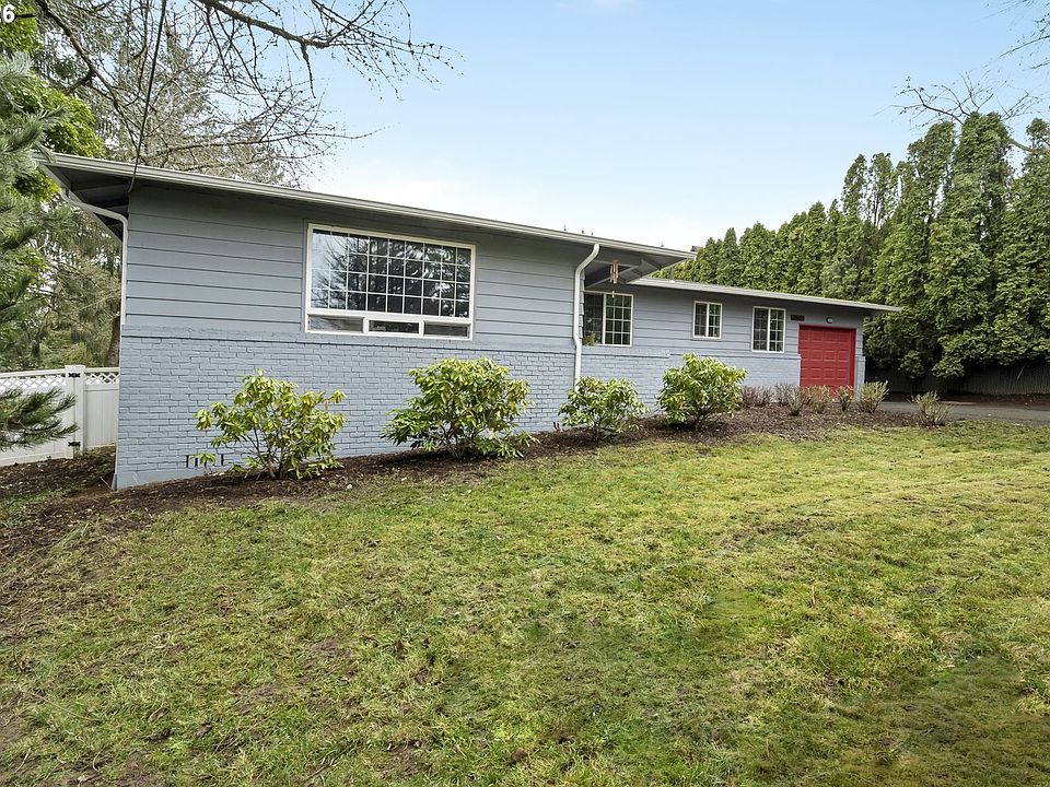 1st image of 2520 SW Towle Ave