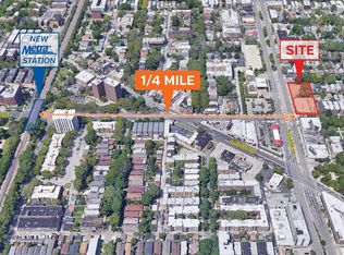 6001 N Clark St, Chicago, IL 60660