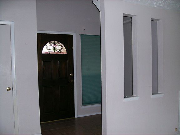2nd image of 2906 Ocean Way
