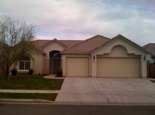 833 Karnail Ct, Yuba City, CA