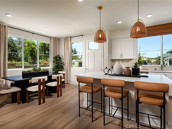 3rd image of 248 W Citrus Row