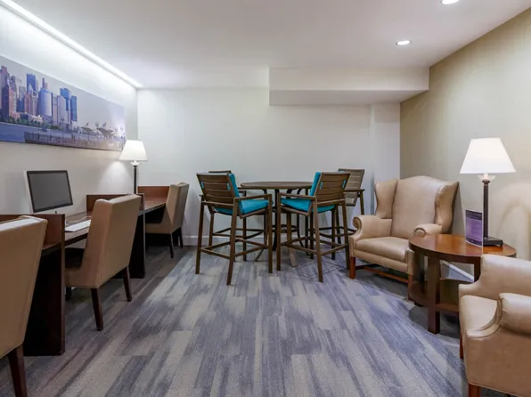 131 Dudley Street image 32 of 40