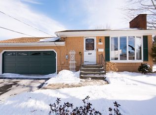 391 Freelove St, Fall River, MA 02720