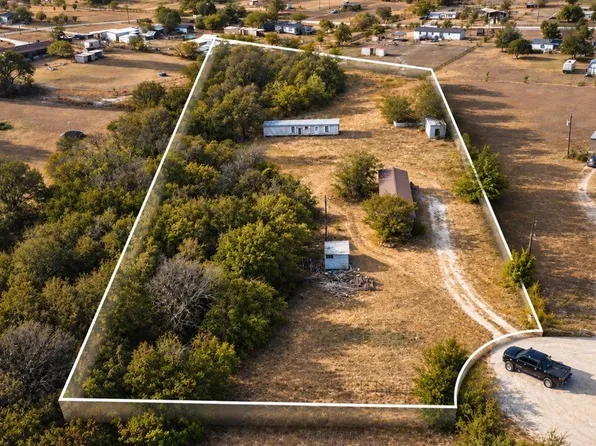 118 Private Road 4438, Rhome, TX 76078