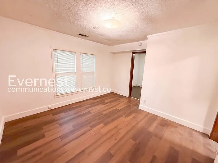 1233 Elm Ave #A — Photo 4