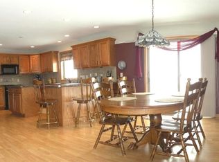 69677 203rd St, Dassel, MN 55325