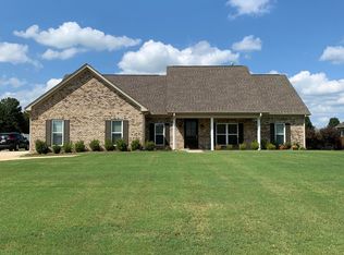 130 McGraph Cv, Saltillo, MS 38866