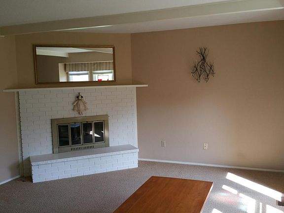 5th image of 3010 Redwood Way