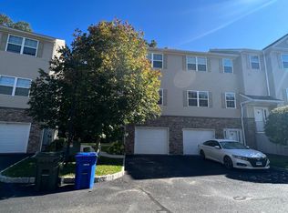 17 Riverview Ct UNIT 17, Brookfield, CT 06804