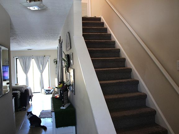 4th image of 1025 Carolina Rd. #CC-4
