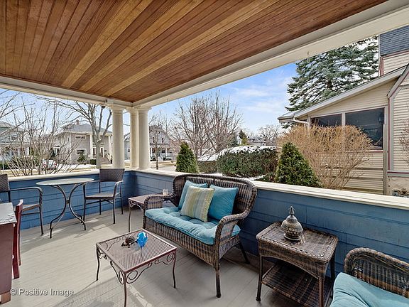 3rd image of 108 N Ashland Ave