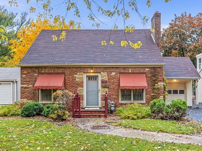 1725 Simpson St, Falcon Heights, MN, 55113