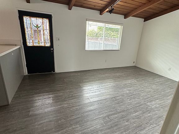 5th image of 355 Broadway Suite A