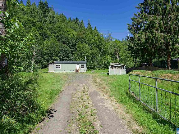 3rd image of 532 S Alder Ln