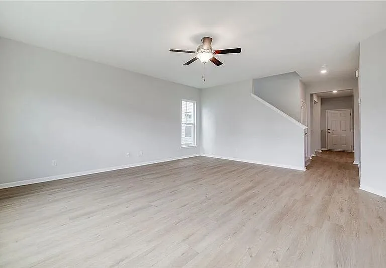 113 Fenway St — Photo 10