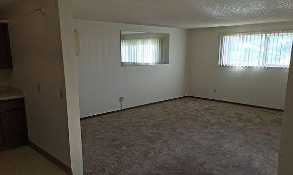 2nd image of 621 1st St SW APT 301