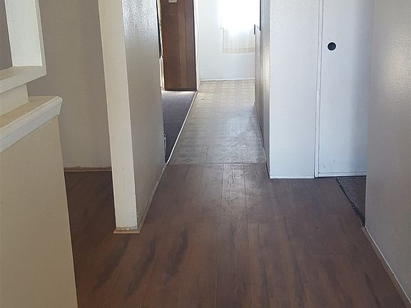3rd image of 3213 Louraine Cir