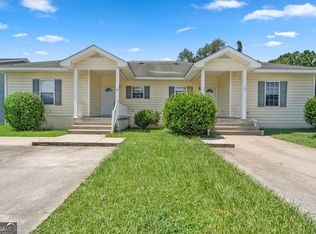 157/159 Drew Cir, Brunswick, GA 31525