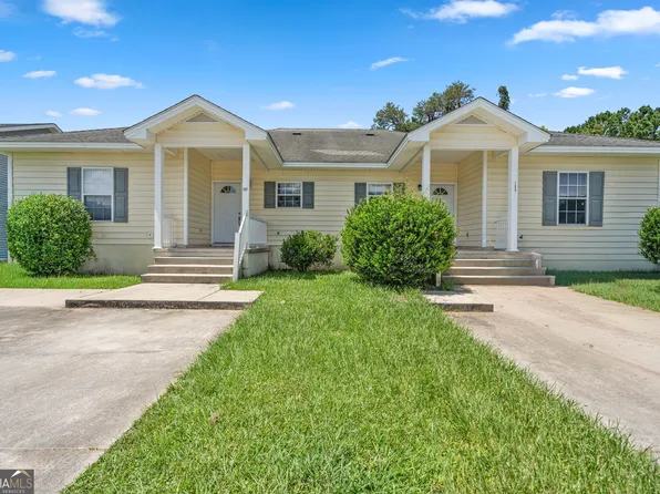 157/159 Drew Cir, Brunswick, GA 31525