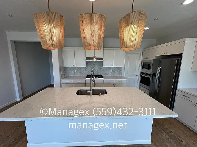 1229 S Traverse Dr — Photo 5
