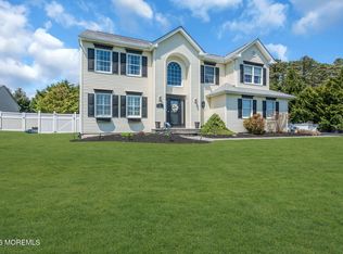 9 Eagle Ridge Ln, West Creek, NJ 08092