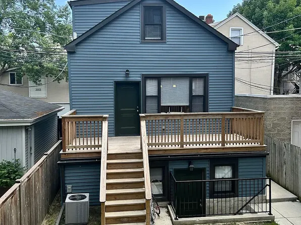3051 N Racine Ave #2R, Chicago, IL 60657
