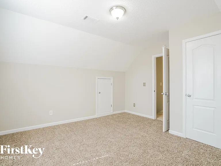 117 Enterprise Dr — Photo 13