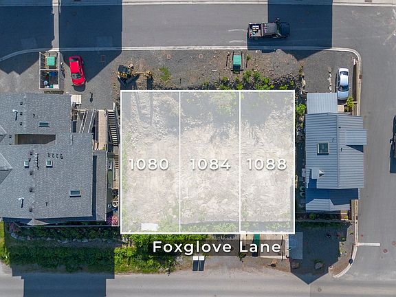 3rd image of 1084 Foxglove Ln