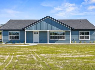 3766 NW 31st Ave, Bell, FL 32619