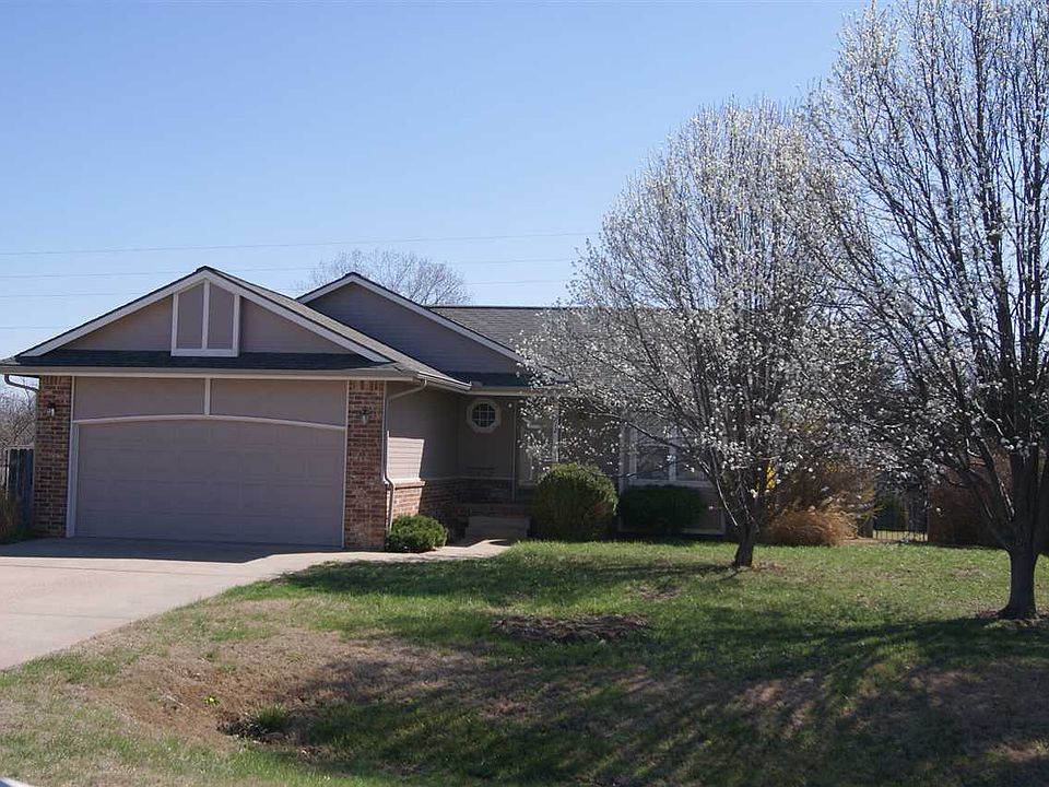 1st image of 712 S Dublin Dr