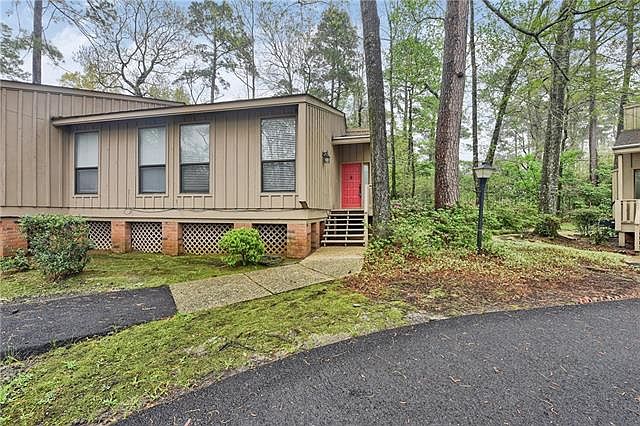 1st image of 111 Catalpa Ln #239