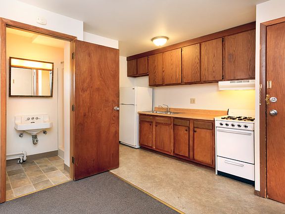 2nd image of 615 N Henry St #1752