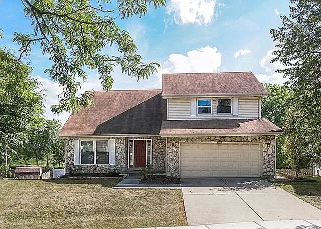 1st image of 2029 Greens Ct