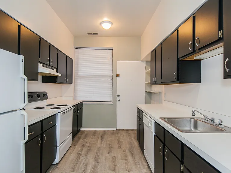 3450 N Elaine Pl #2 — Photo 14