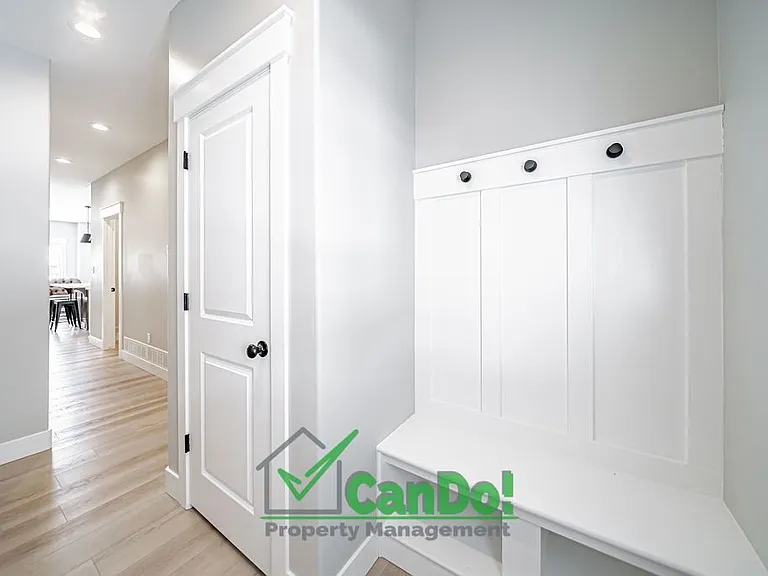 1491 Fremont Ave — Photo 12