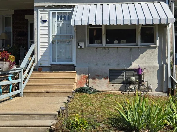 2043 Conlyn St, Philadelphia, PA 19138