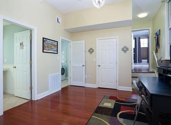 5th image of 27 Saint James Ave Unit 4