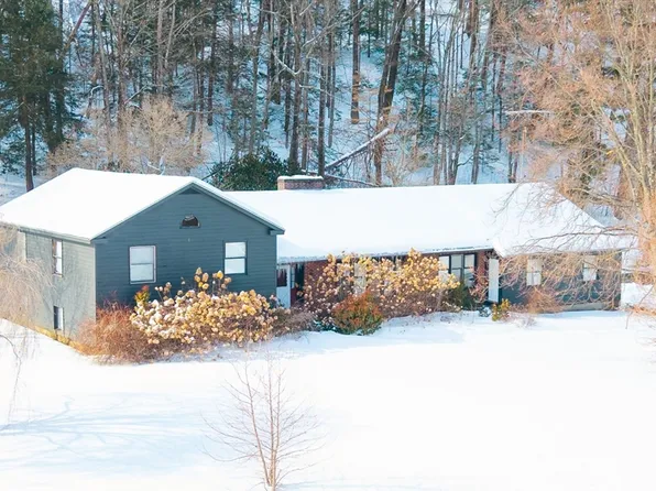 31 West St, Montague, MA 01351