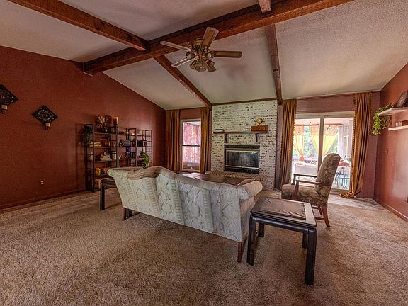 4th image of 323 Chickasaw Rd