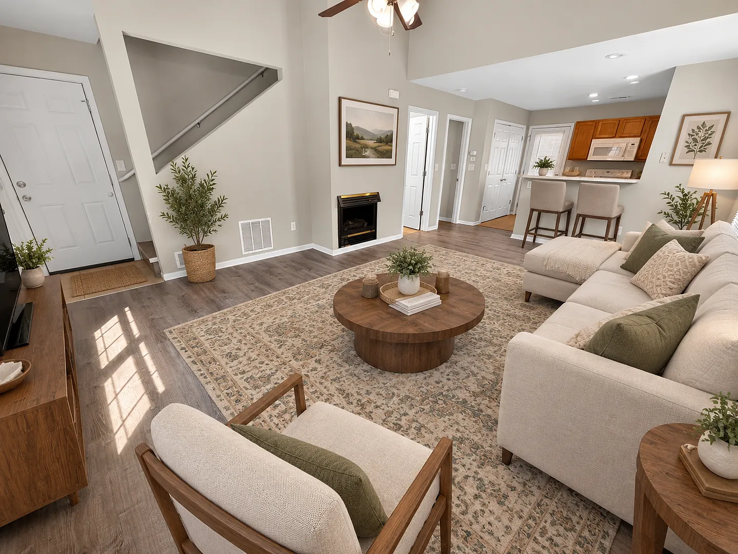 Nice 3 Bedroom Duplex — Photo 3