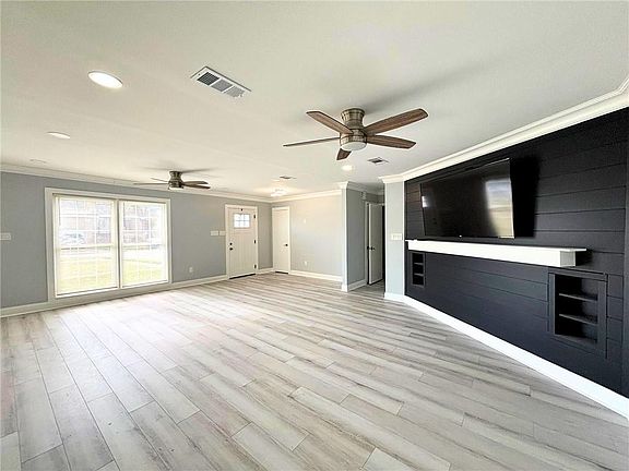4th image of 3712 Melissa Dr