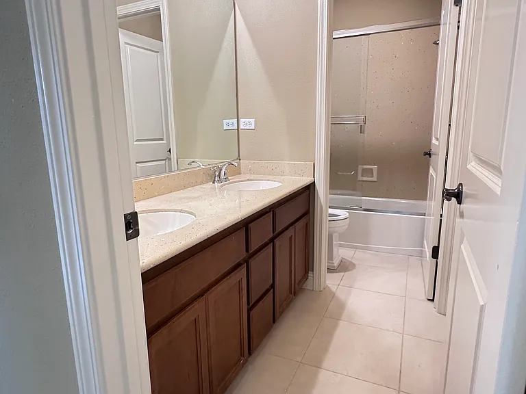133 Angora Ct — Photo 26