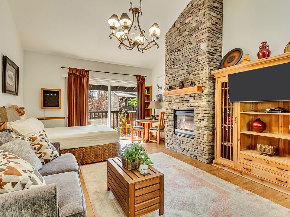 1st image of 2325 Sidewinder Dr #830