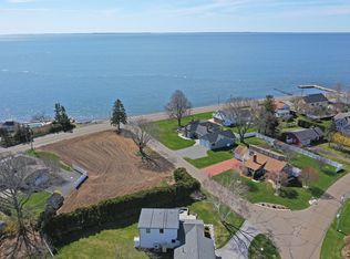 506 Maple Ave, Old Saybrook, CT 06475