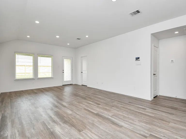 24430 Elmwood Falls Dr — Photo 5