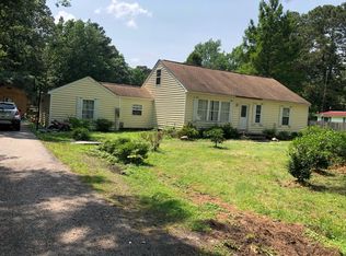 1552 Fleming Rd, Hayes, VA 23072